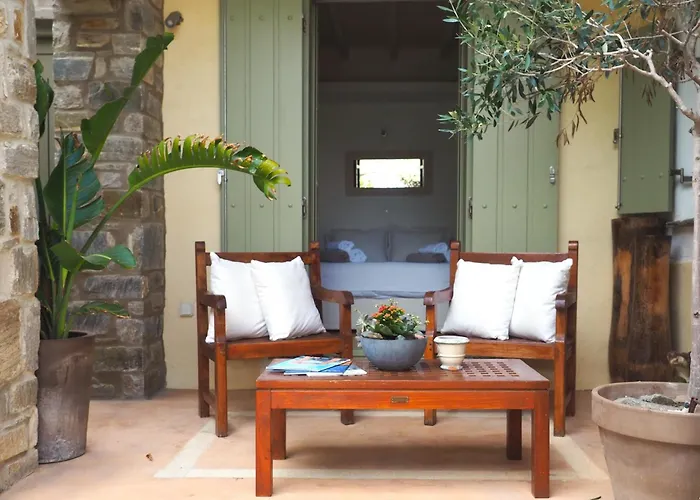 Ferienhaus Ochre Dream, Front&sunset Naoussa