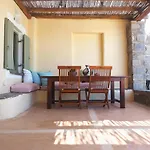 Holiday home Ochre Dream, Front & Sunset Naousa (Paros)