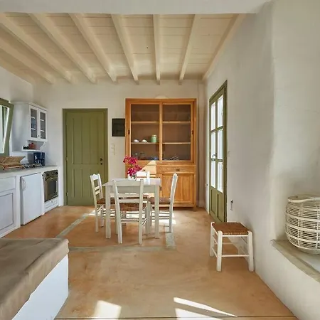 Holiday home Ochre Dream, Front & Sunset *
