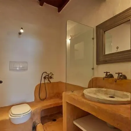 Ochre Dream, Front & Sunset