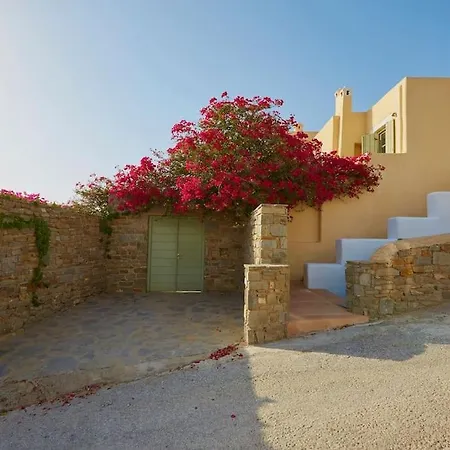 Ochre Dream, Front & Sunset Holiday home *