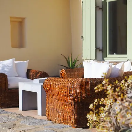 Ochre Dream, Front & Sunset Holiday home *
