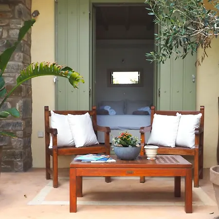 Feriehus Ochre Dream, Front & Sunset Naousa