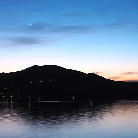 Ochre Dream, Front & Sunset