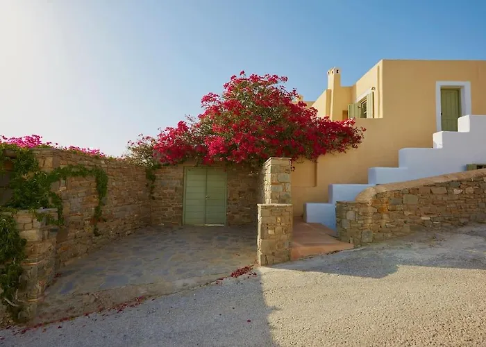 Ochre Dream, Front & Sunset Holiday home *