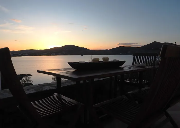 Ochre Dream, Front & Sunset Νάουσα