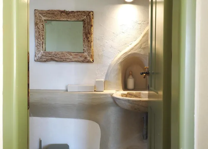 Ochre Dream, Front & Sunset * Naousa (Paros)